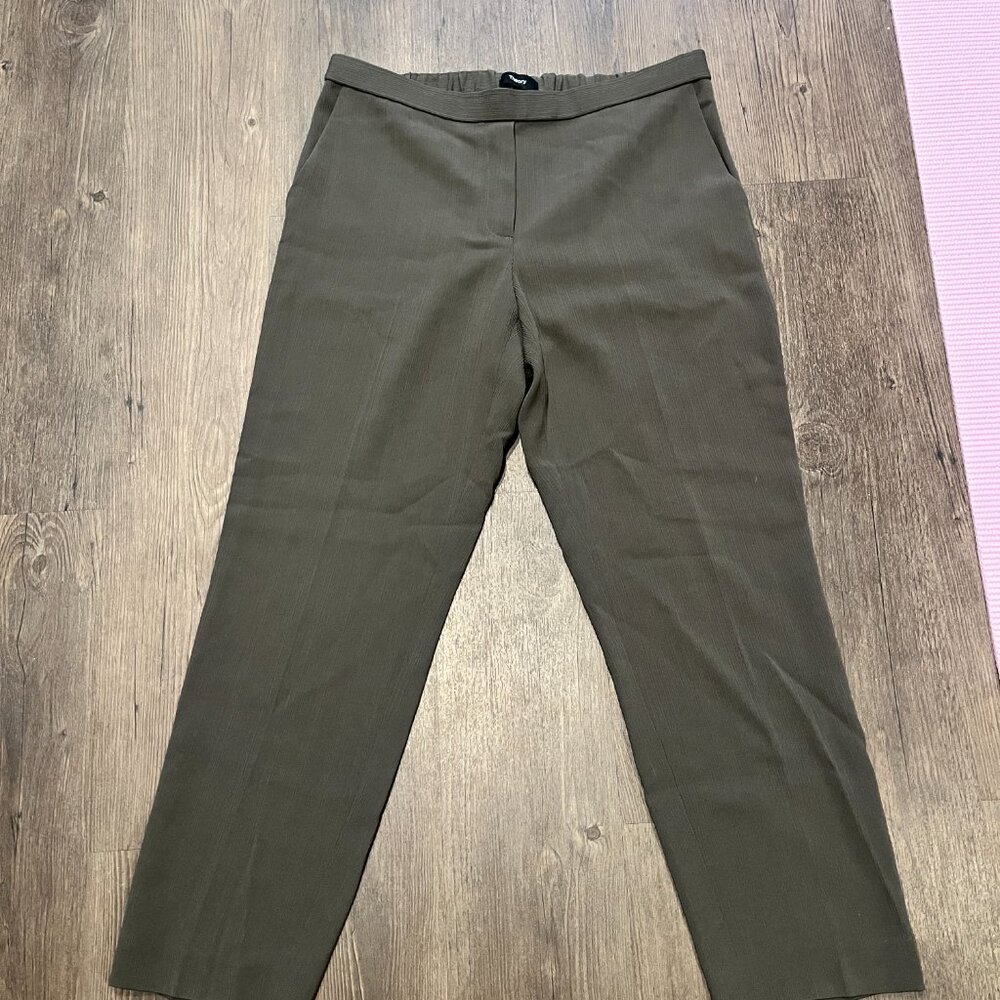 Theory Brand New Pants in Dark Green Color-Size 8